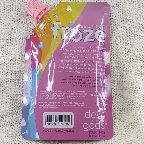 dew of the gods Frozé Vitamin BodyScrub, 150ml/5.29fl oz - Picture 7 of 13